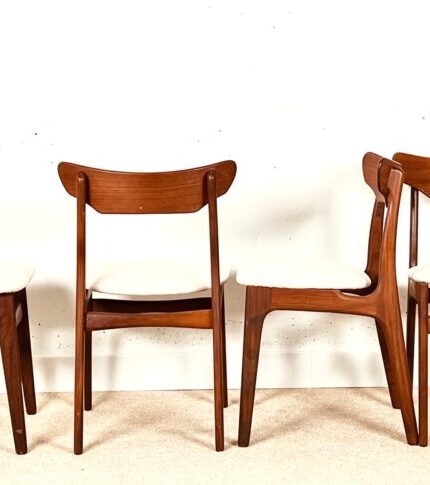 danish-chairs-in-teak-by-schionning-elgaard-set-of-4-1.jpg